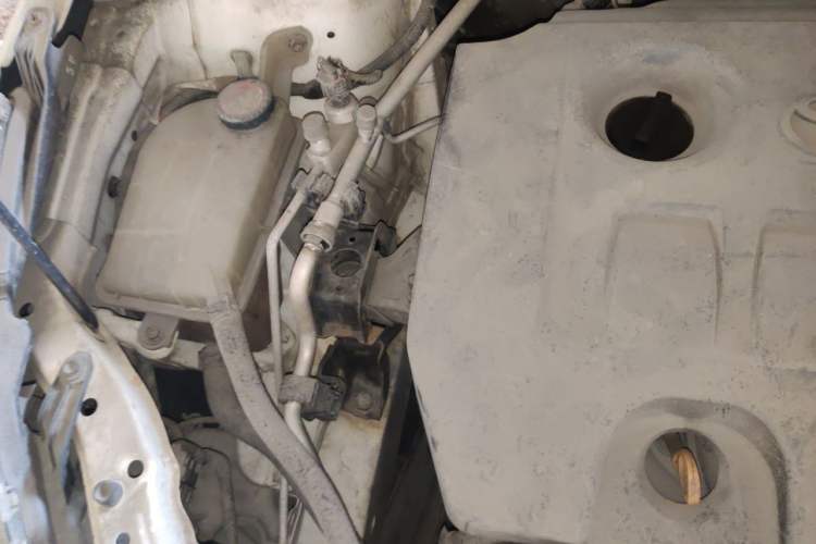 Used Toyota Corolla 2014 1.6L Manual GL Engine Bay Right