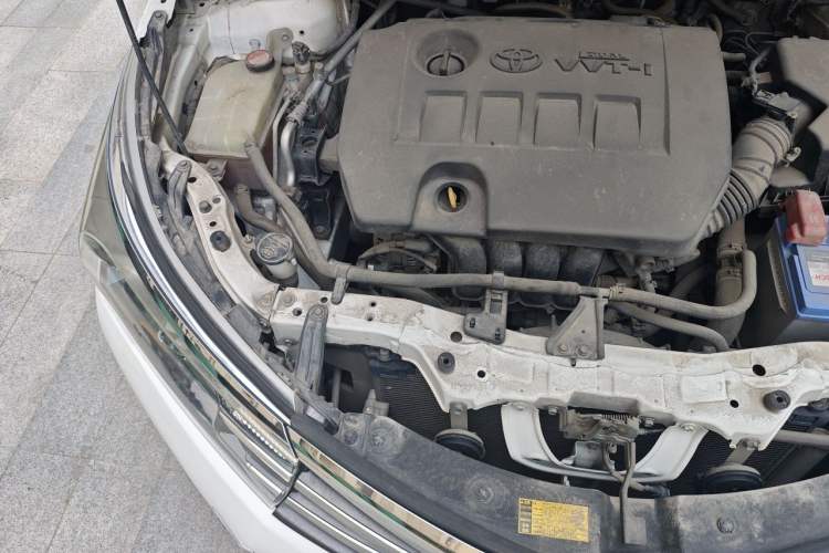 Used Toyota Corolla 2014 1.6L CVT GL-i Leather Edition Engine Bay Right