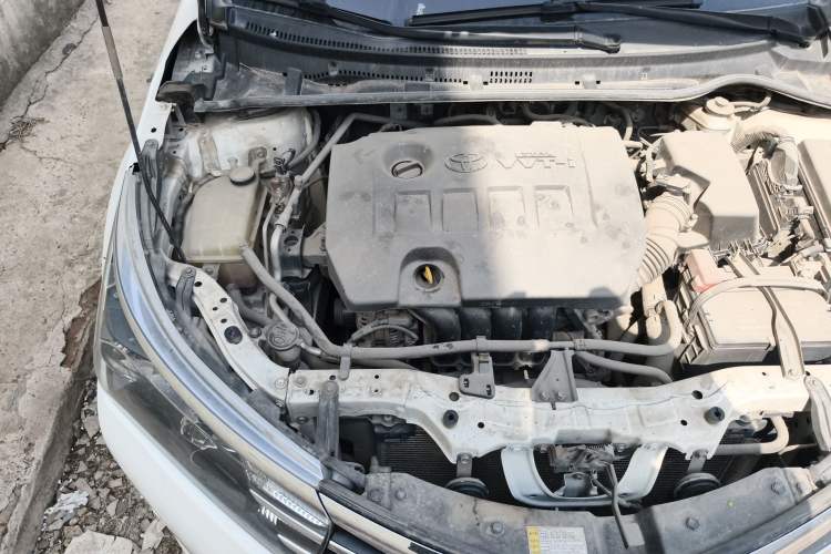 Used Toyota Corolla 2014 1.6L CVT GL-i Leather Edition Engine Bay Right