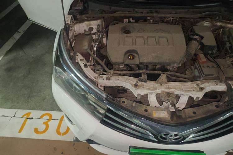 Used Toyota Corolla 2014 1.6L CVT GL-i Leather Edition Engine Bay Right