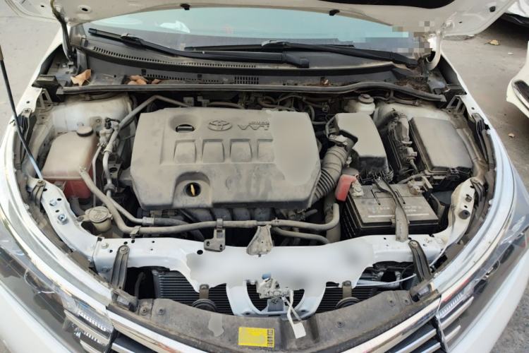 Used Toyota Corolla 2014 1.6L CVT GL-i Engine Bay