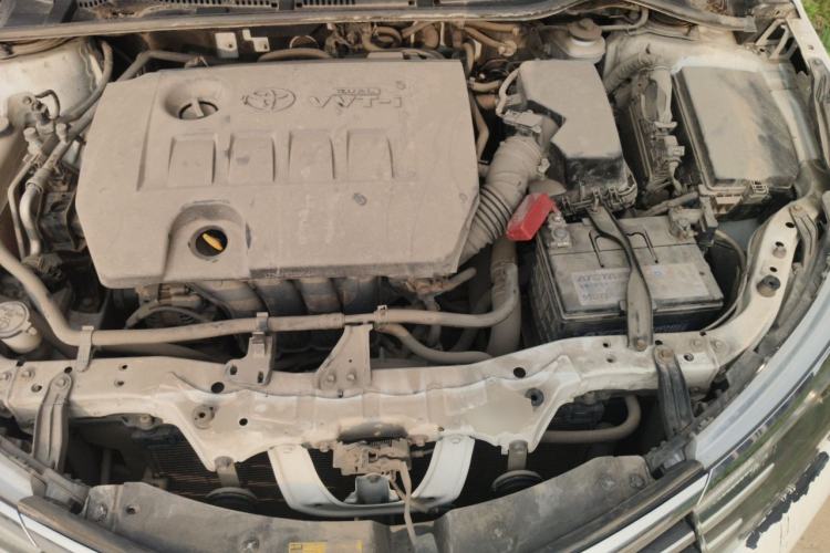 Used Toyota Corolla 2014 1.6L CVT GL-i Leather Edition Engine Bay