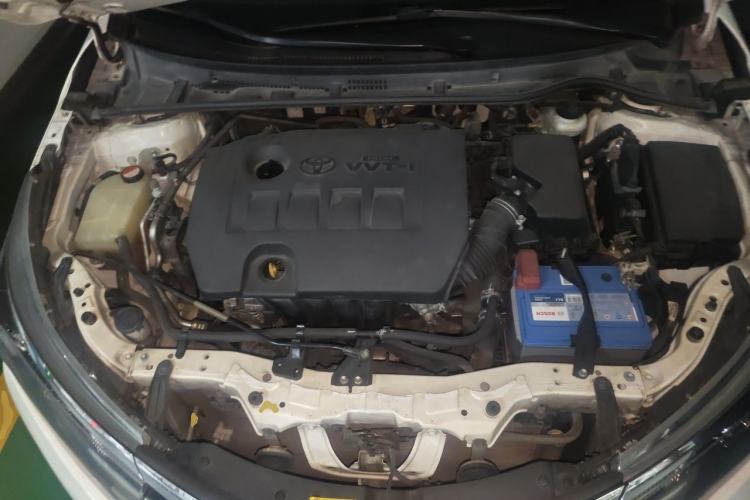 Used Toyota Corolla 2014 1.6L CVT GL-i Leather Edition Engine Bay