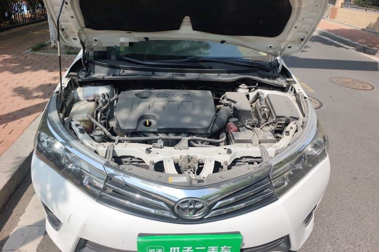 Used Toyota Corolla 2014 1.6L CVT GL Engine Bay