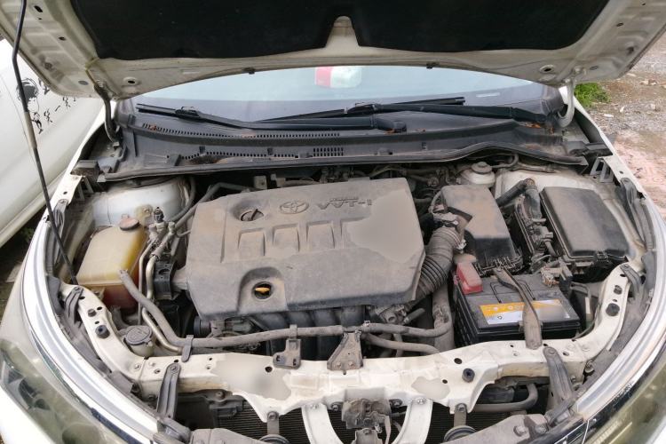 Used Toyota Corolla 2014 1.6L CVT GL-i Leather Edition Engine Bay