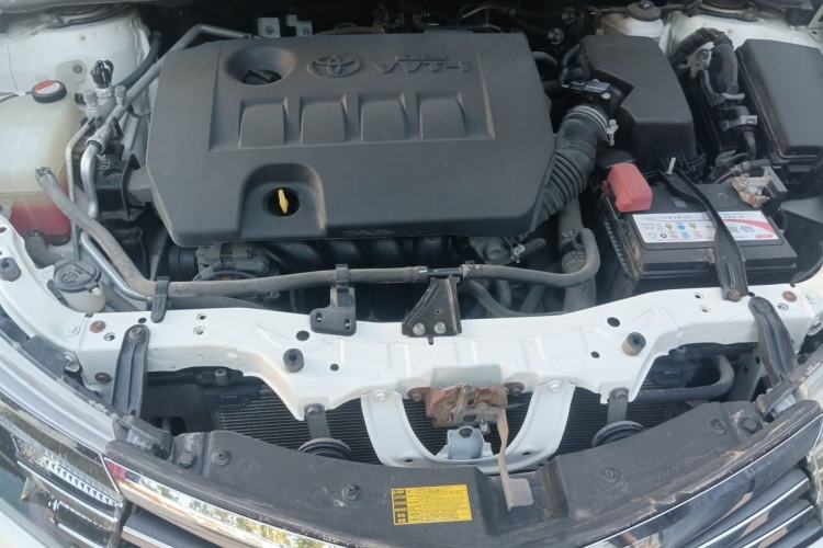 Used Toyota Corolla 2014 1.6L CVT GL Engine Bay