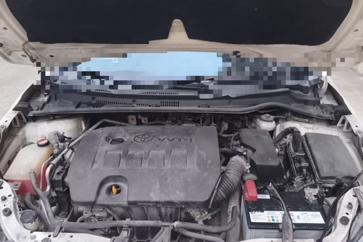Used Toyota Corolla 2014 1.6L CVT GL Engine Bay