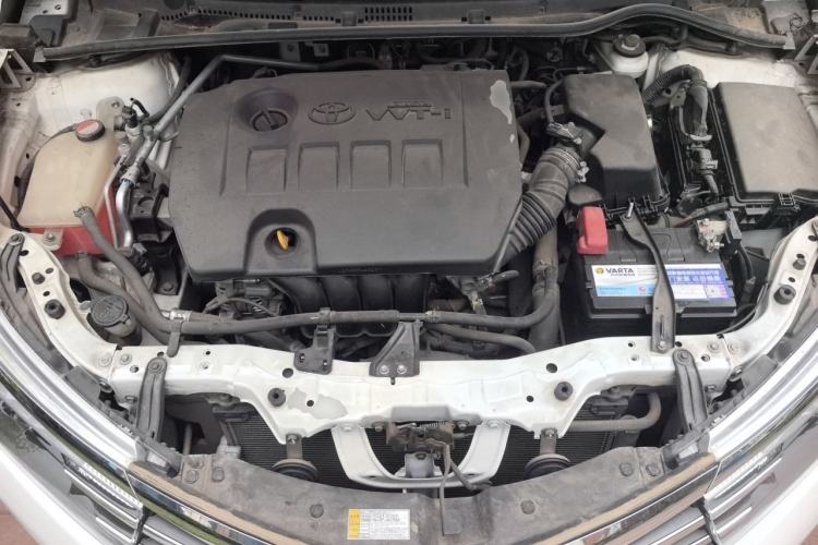 Used Toyota Corolla 2014 1.6L CVT GL-i Engine Bay