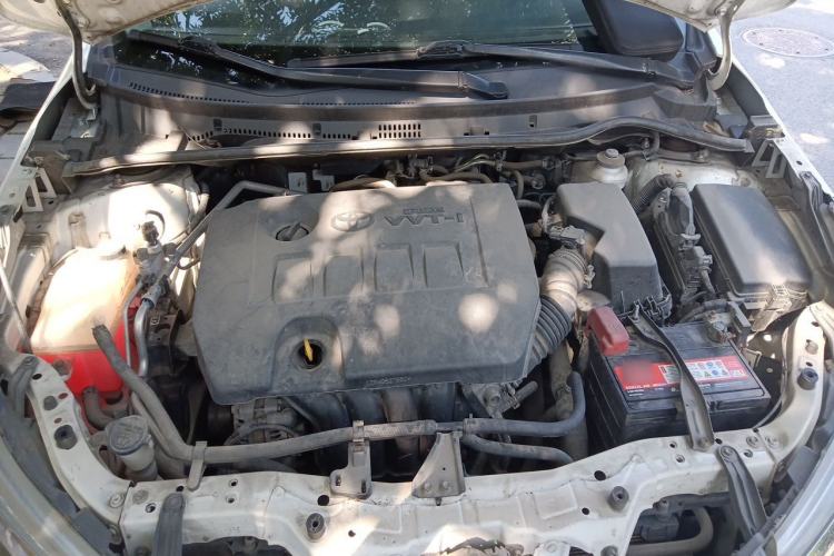 Used Toyota Corolla 2014 1.6L CVT GL Engine Bay