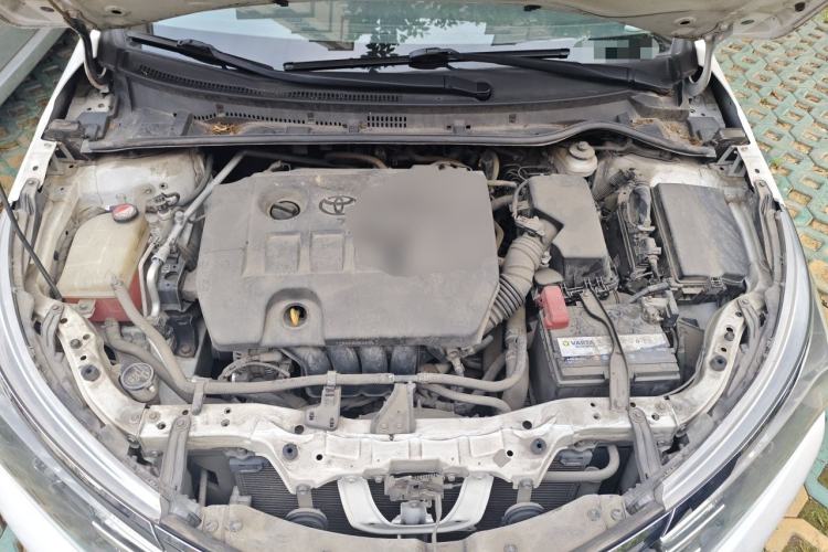 Used Toyota Corolla 2014 1.6L CVT GL Engine Bay