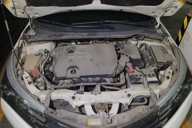 Used Toyota Corolla 2014 1.6L CVT GL Engine Bay