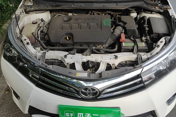 Used Toyota Corolla 2014 1.6L CVT GL Engine Bay