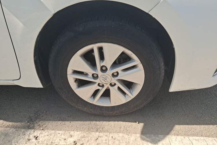 Used Toyota Corolla 2014 1.6L CVT GL Exterior 1
