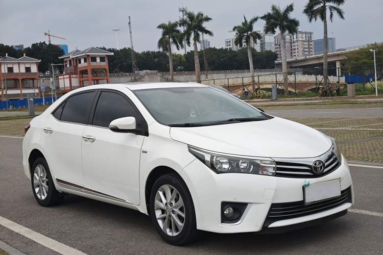 Used Toyota Corolla 2014 1.6L CVT GL-i Leather Edition Exterior 2