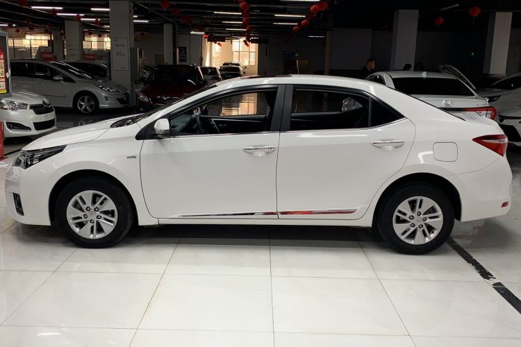 Used Toyota Corolla 2014 1.6L CVT GL-i Exterior 3