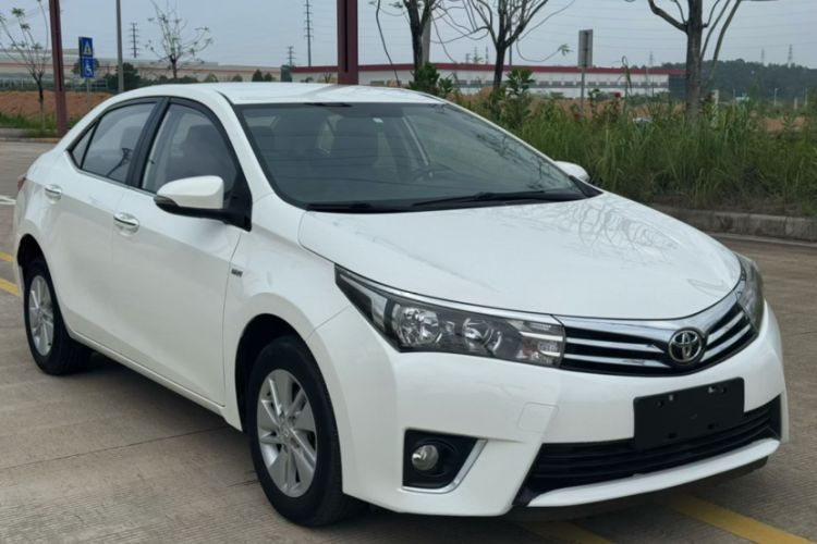 Used Toyota Corolla 2014 1.6L CVT GL-i Leather Edition Exterior 3
