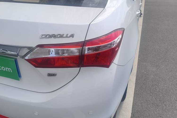 Used Toyota Corolla 2014 1.6L Manual GL Exterior 3