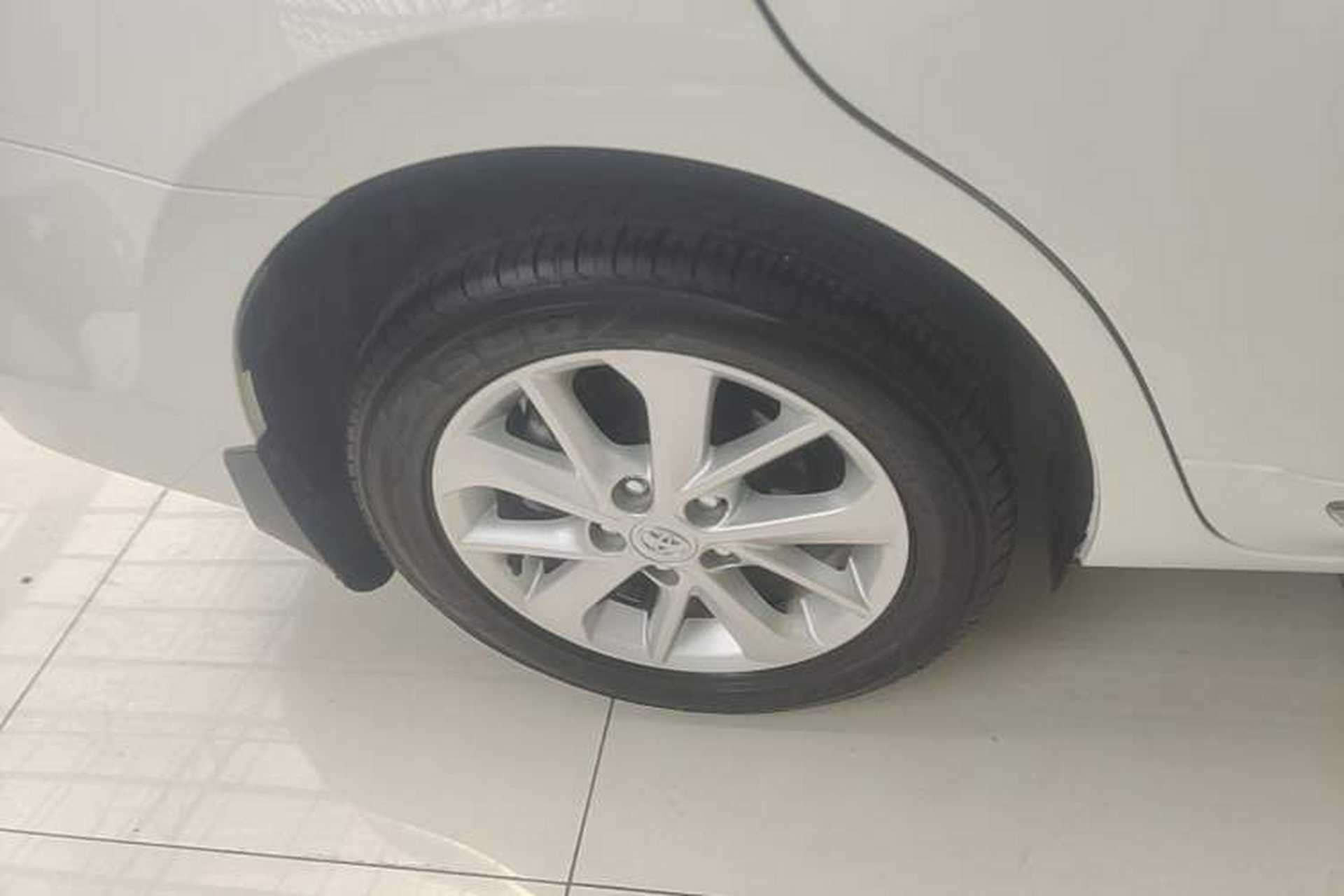 Used Toyota Corolla 2014 1.6L CVT GL-i Leather Edition Exterior 3