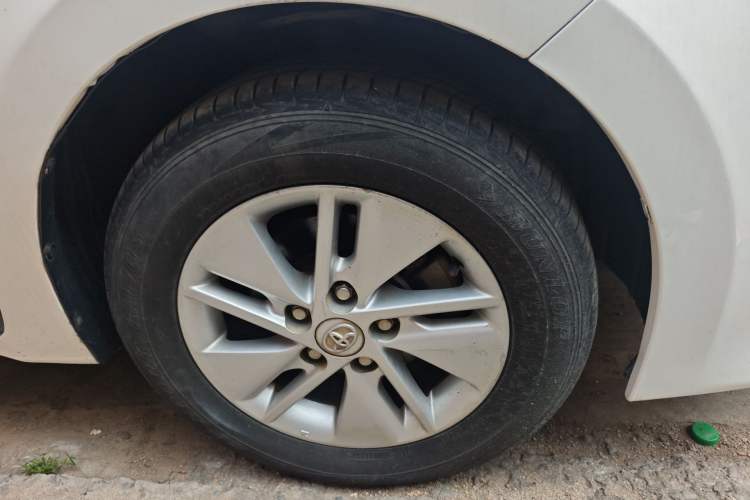 Used Toyota Corolla 2014 1.6L CVT GL Exterior 4