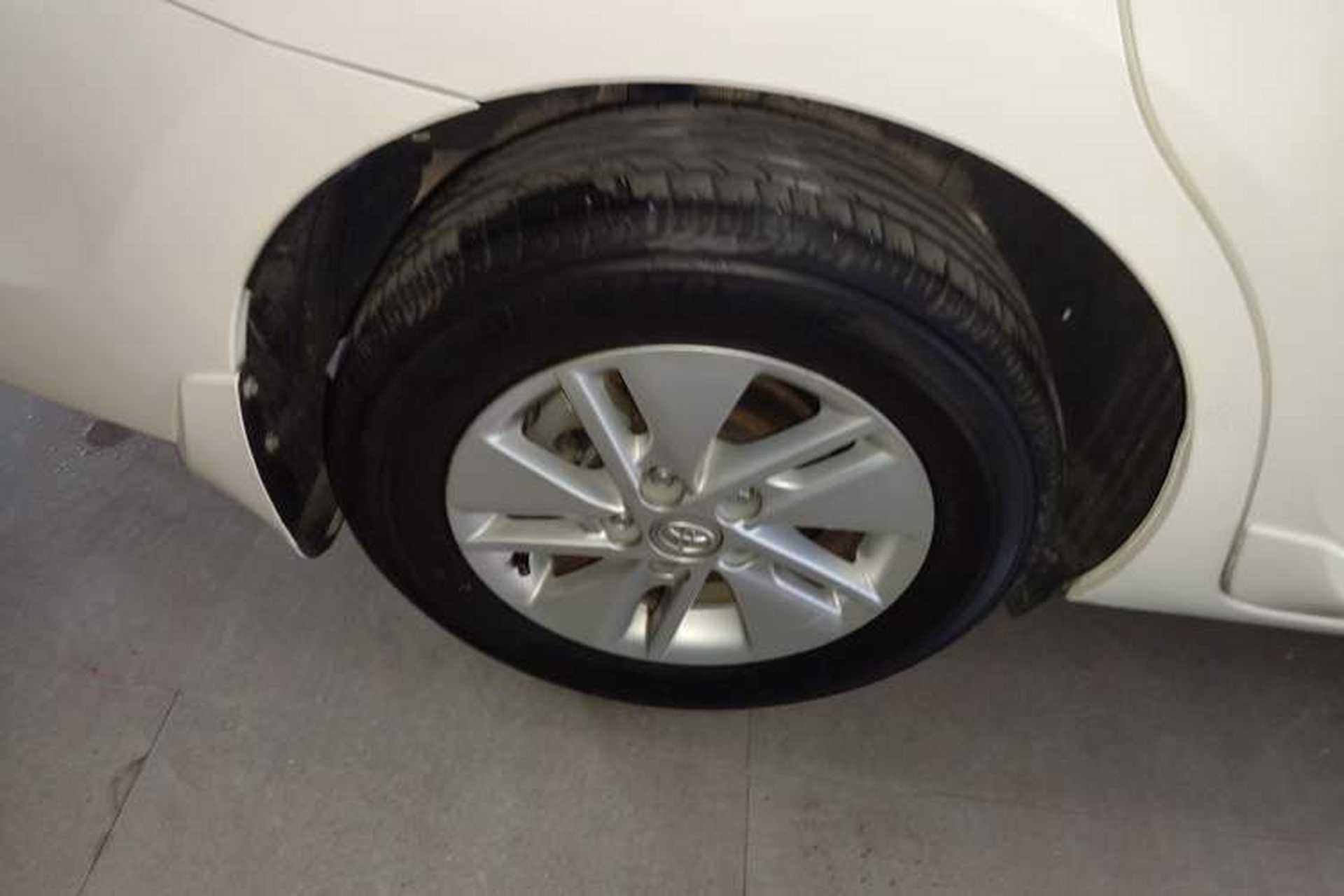 Used Toyota Corolla 2014 1.6L CVT GL-i Exterior 4