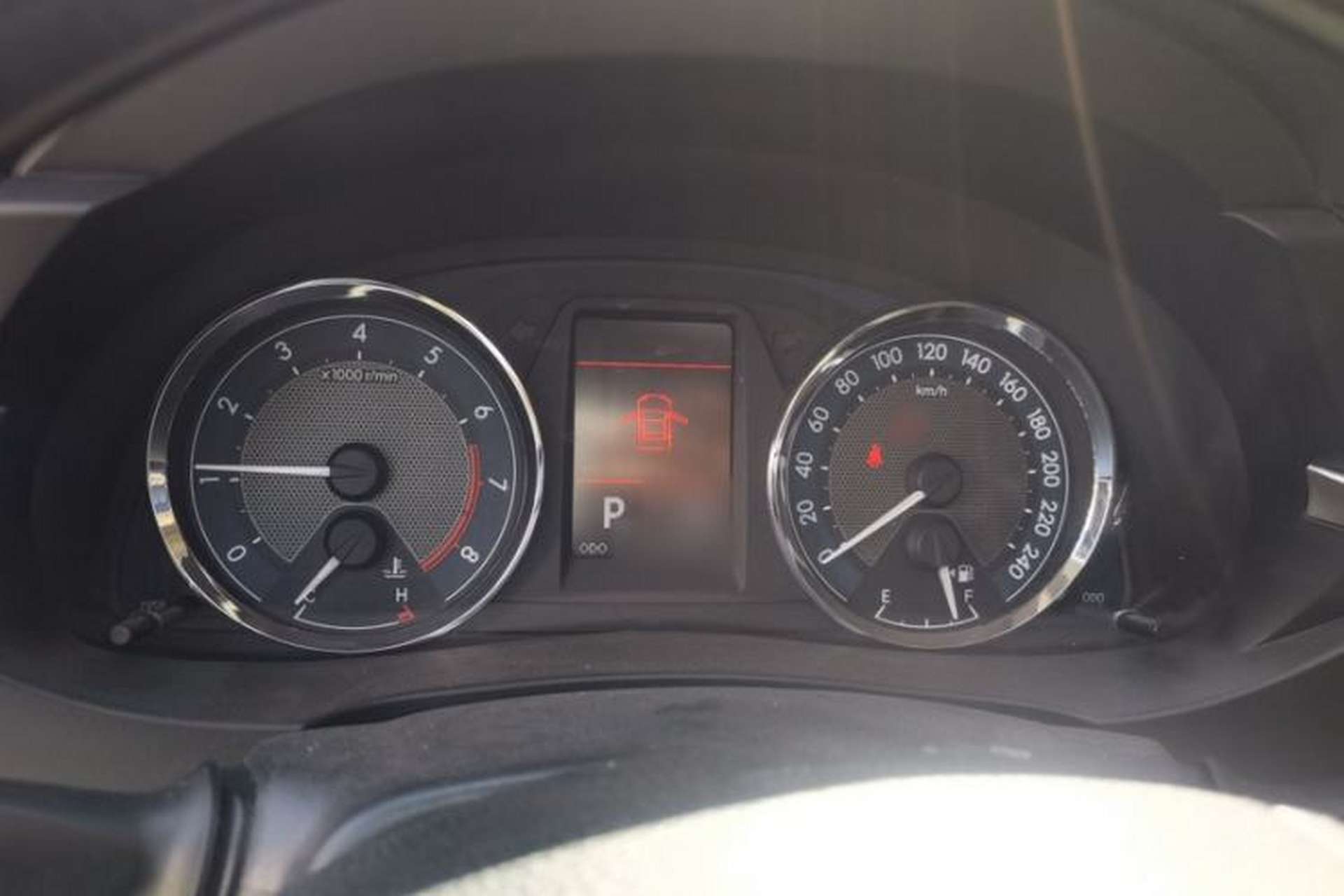 Used Toyota Corolla 2014 1.6L CVT GL-i Exterior 4