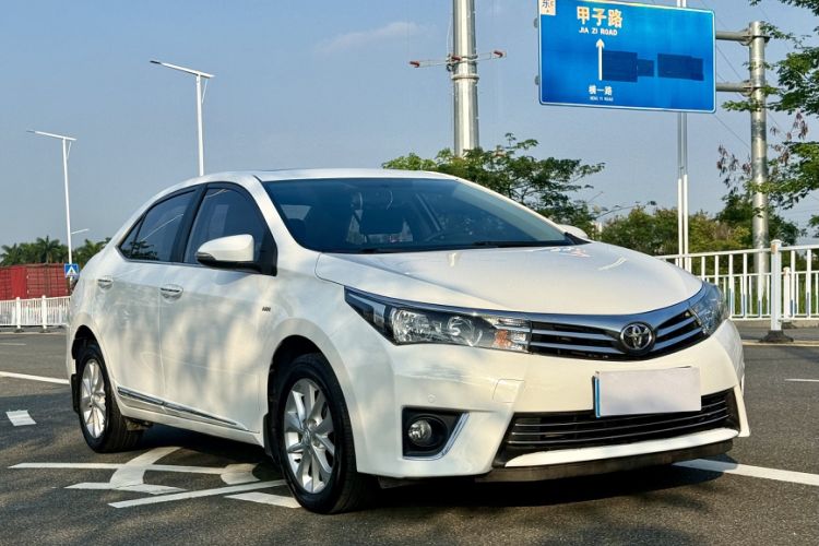 Used Toyota Corolla 2014 1.6L CVT GL-i Leather Edition Exterior 4