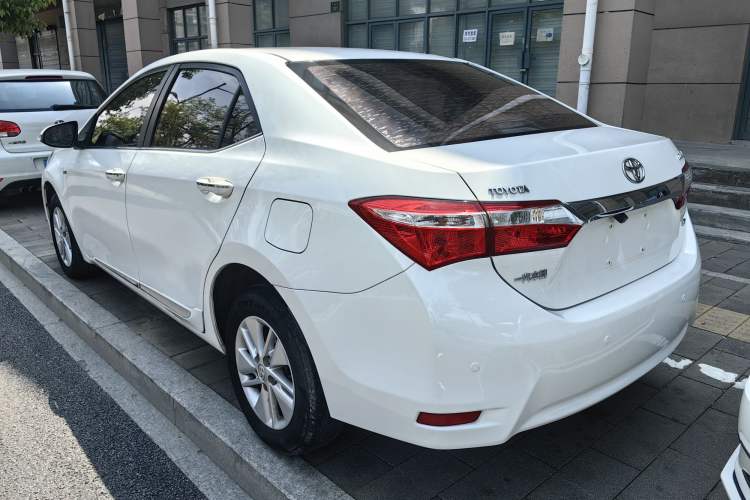 Used Toyota Corolla 2014 1.6L CVT GL-i Exterior 5