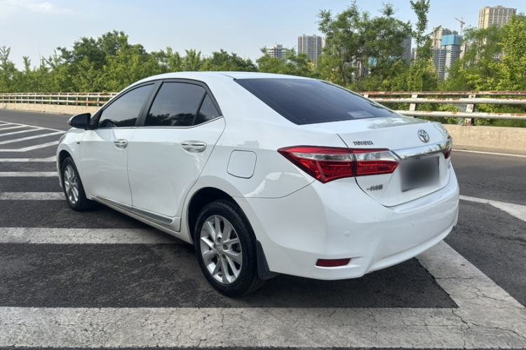 Used Toyota Corolla 2014 1.6L CVT GL-i Leather Edition Exterior 5