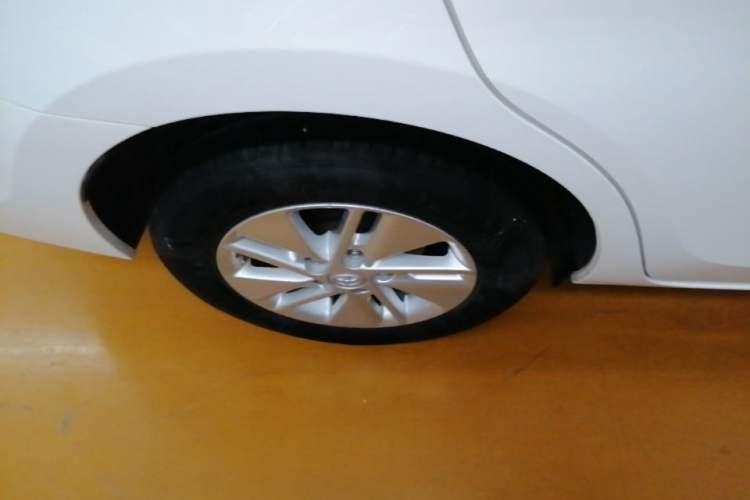 Used Toyota Corolla 2014 1.6L CVT GL Exterior 5