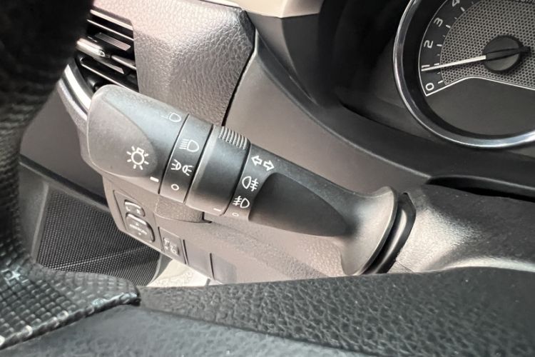 Used Toyota Corolla 2014 1.6L CVT GL Exterior 5