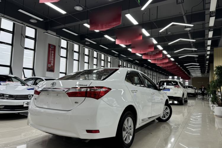 Used Toyota Corolla 2014 1.6L Manual GL-i Exterior 5