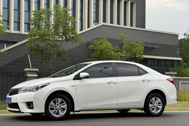 Used Toyota Corolla 2014 1.6L CVT GL Exterior 8