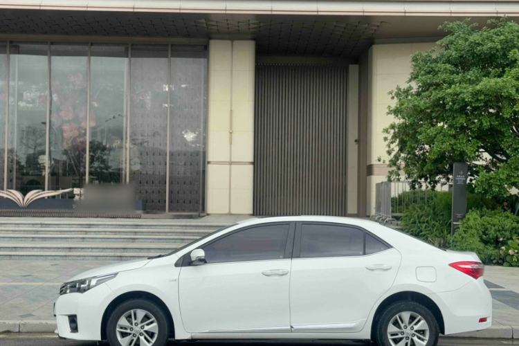 Used Toyota Corolla 2014 1.6L CVT GL-i Exterior 9