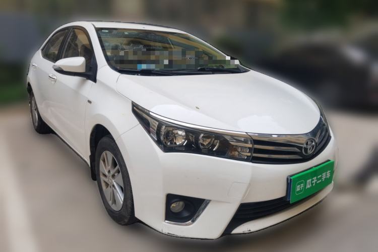 Used Toyota Corolla 2014 1.6L CVT GL Front Right 45 Deg