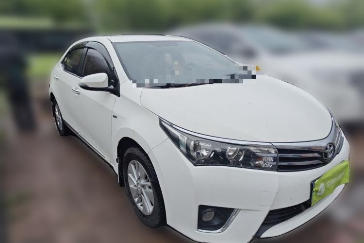 Used Toyota Corolla 2014 1.6L CVT GL Front Right 45 Deg