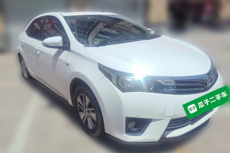 Used Toyota Corolla 2014 1.6L CVT GL-i Front Right 45 Deg