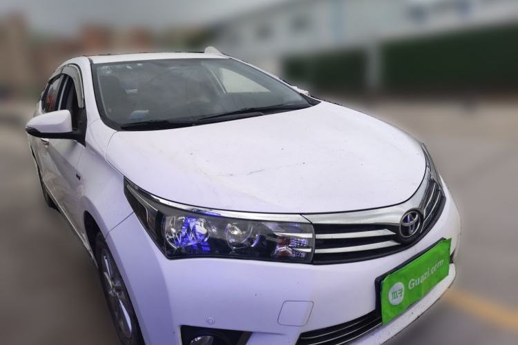 Used Toyota Corolla 2014 1.6L CVT GL-i Front Right 45 Deg