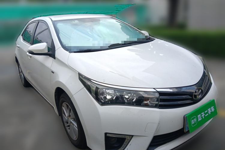 Used Toyota Corolla 2014 1.6L CVT GL Front Right 45 Deg