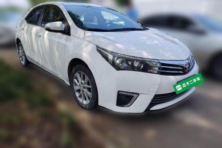 Used Toyota Corolla 2014 1.6L CVT GL-i Leather Edition Front Right 45 Deg