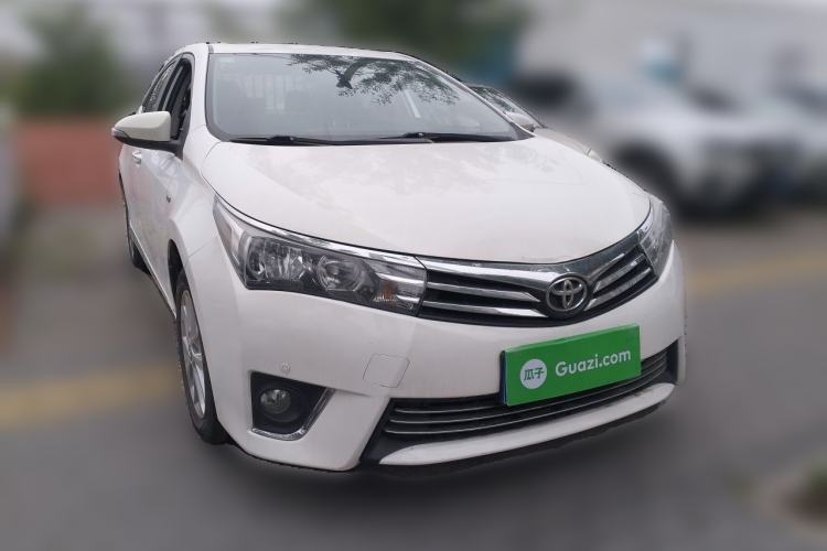 Used Toyota Corolla 2014 1.6L CVT GL-i Leather Edition Front Right 45 Deg