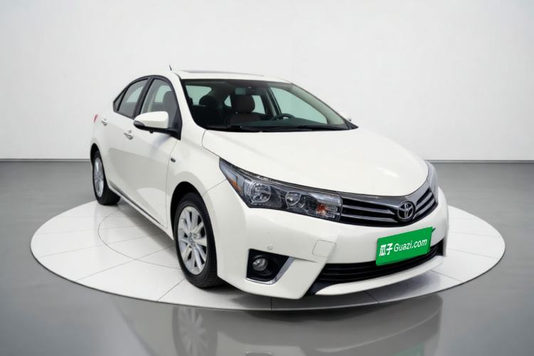 Used Toyota Corolla 2014 1.6L CVT GL-i Leather Edition Front Right 45 Deg