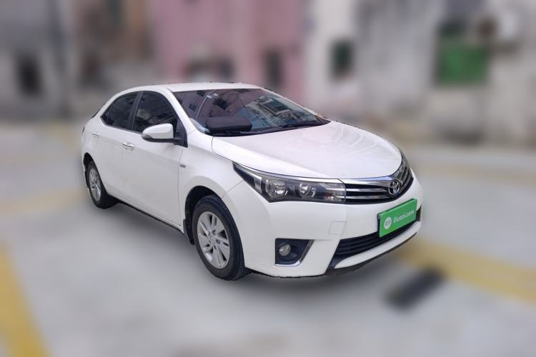 Used Toyota Corolla 2014 1.6L CVT GL Front Right 45 Deg