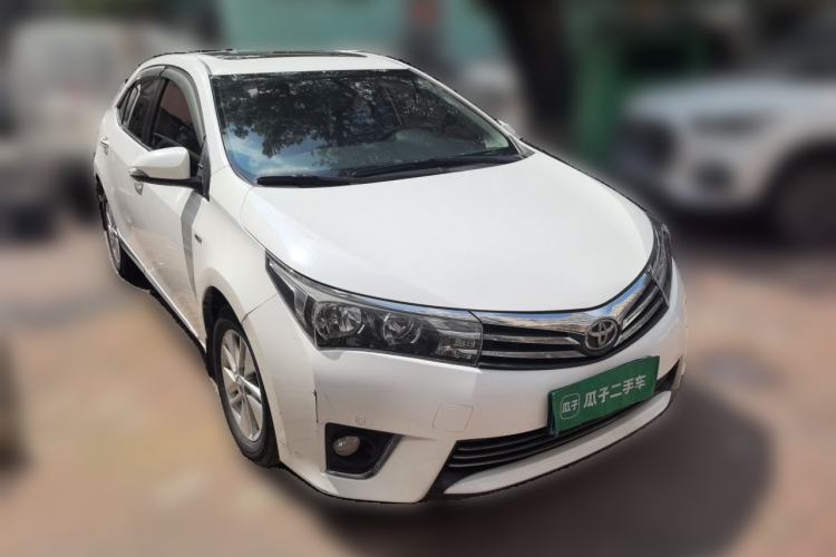 Used Toyota Corolla 2014 1.6L CVT GL-i Front Right 45 Deg