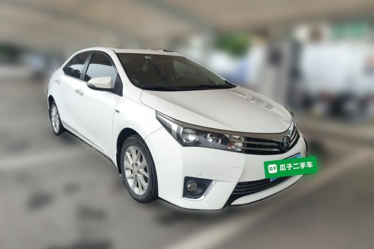 Used Toyota Corolla 2014 1.6L CVT GL-i Leather Edition Front Right 45 Deg