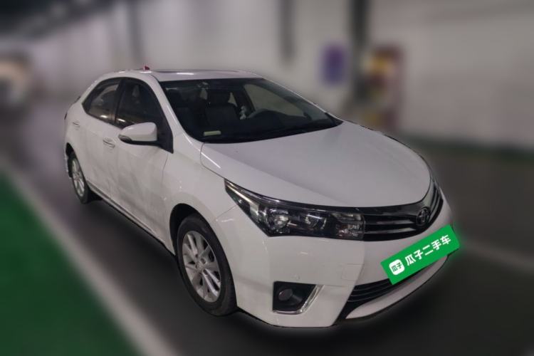 Used Toyota Corolla 2014 1.6L CVT GL-i Leather Edition Front Right 45 Deg