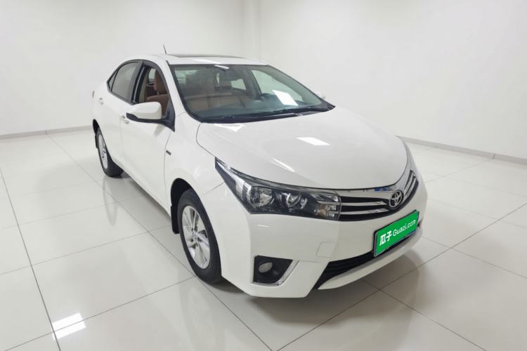 Used Toyota Corolla 2014 1.6L Manual GL Front Right 45 Deg