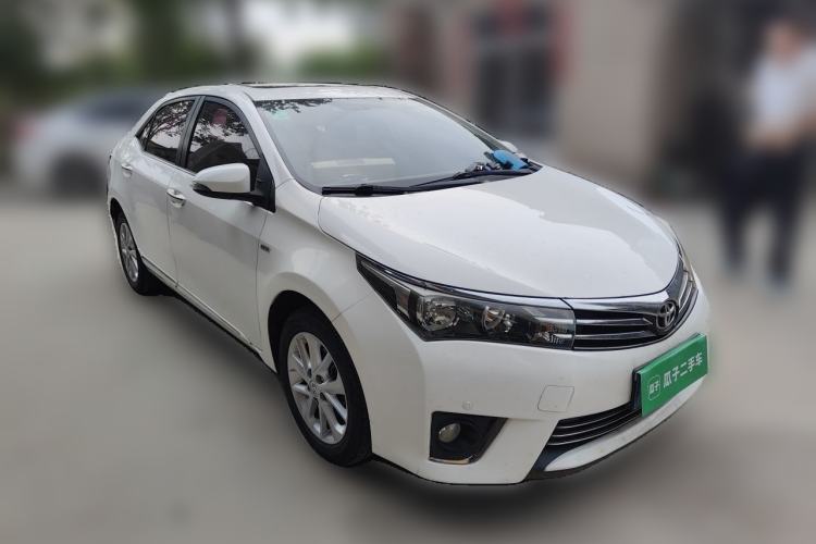 Used Toyota Corolla 2014 1.6L CVT GL-i Leather Edition Front Right 45 Deg