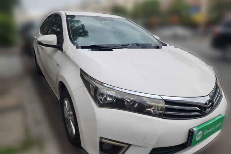 Used Toyota Corolla 2014 1.6L CVT GL Front Right 45 Deg