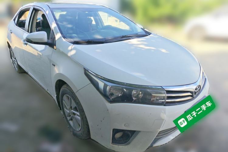 Used Toyota Corolla 2014 1.6L CVT GL-i Front Right 45 Deg