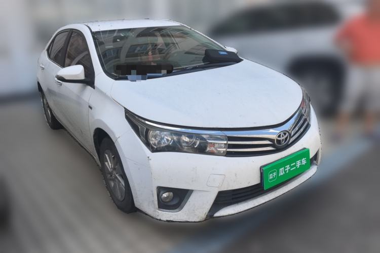 Used Toyota Corolla 2014 1.6L CVT GL Front Right 45 Deg